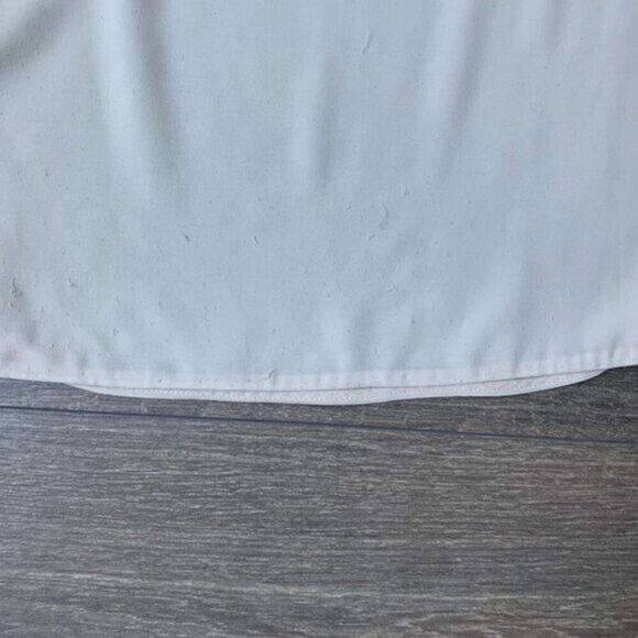 Aritzia Babaton Women's Blouse Sleeveless Tank Top Cut out front Cream Size XS - Picture 9 of 15